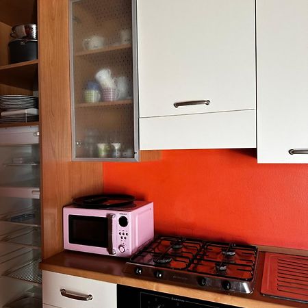 Residence Laguna Beach Pianello Del Lario Екстериор снимка