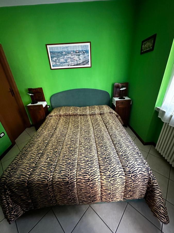 Residence Laguna Beach Pianello Del Lario Екстериор снимка