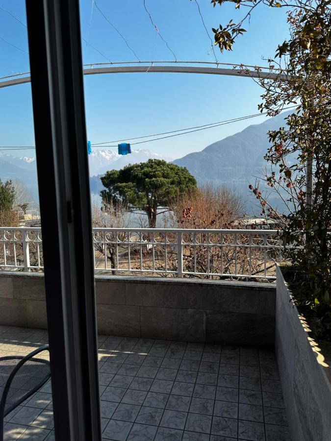 Residence Laguna Beach Pianello Del Lario Екстериор снимка